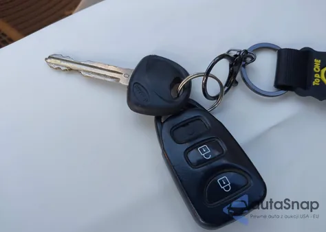 2007 Hyundai Elantra Gls/Limited/Se from USA, damaged, VIN KMHDU46DX7U269323